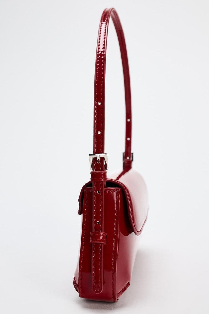 Beautifully Crafted Bag in a Classic Style