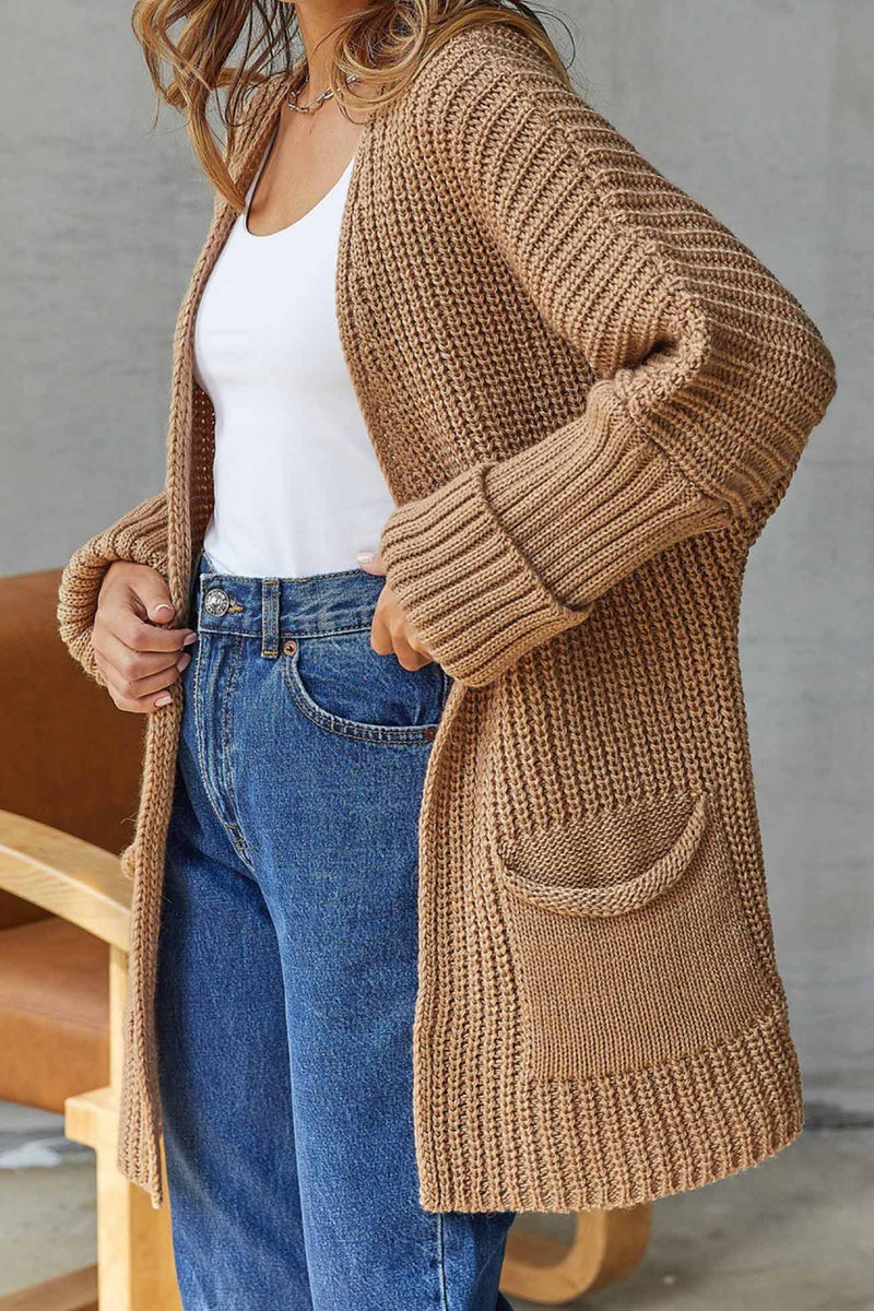 Effortlessly Elegant Cardigan with a Timeless Design