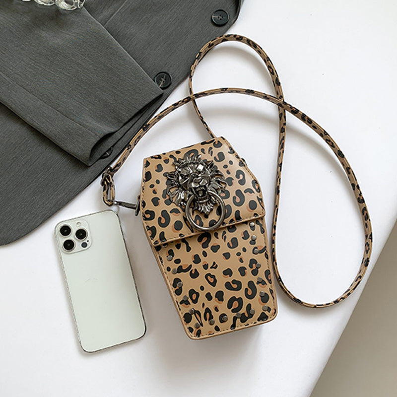Elegantly Styled Bag for Everyday Wear