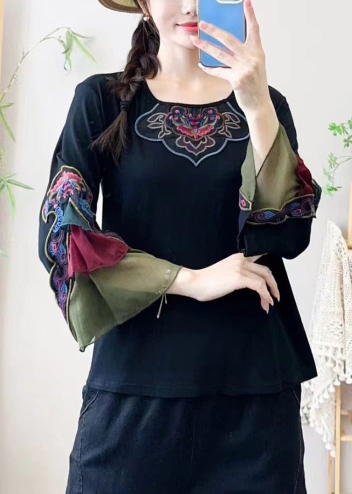 Well Tailored Shirt with a Graceful Silhouette