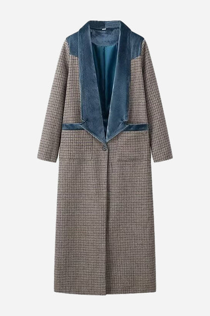 Elegantly Styled Coat for Everyday Wear