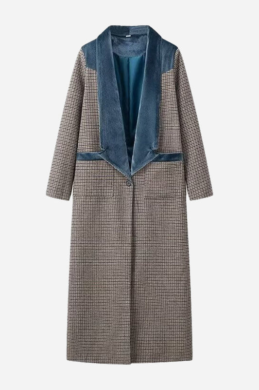 Elegantly Styled Coat for Everyday Wear
