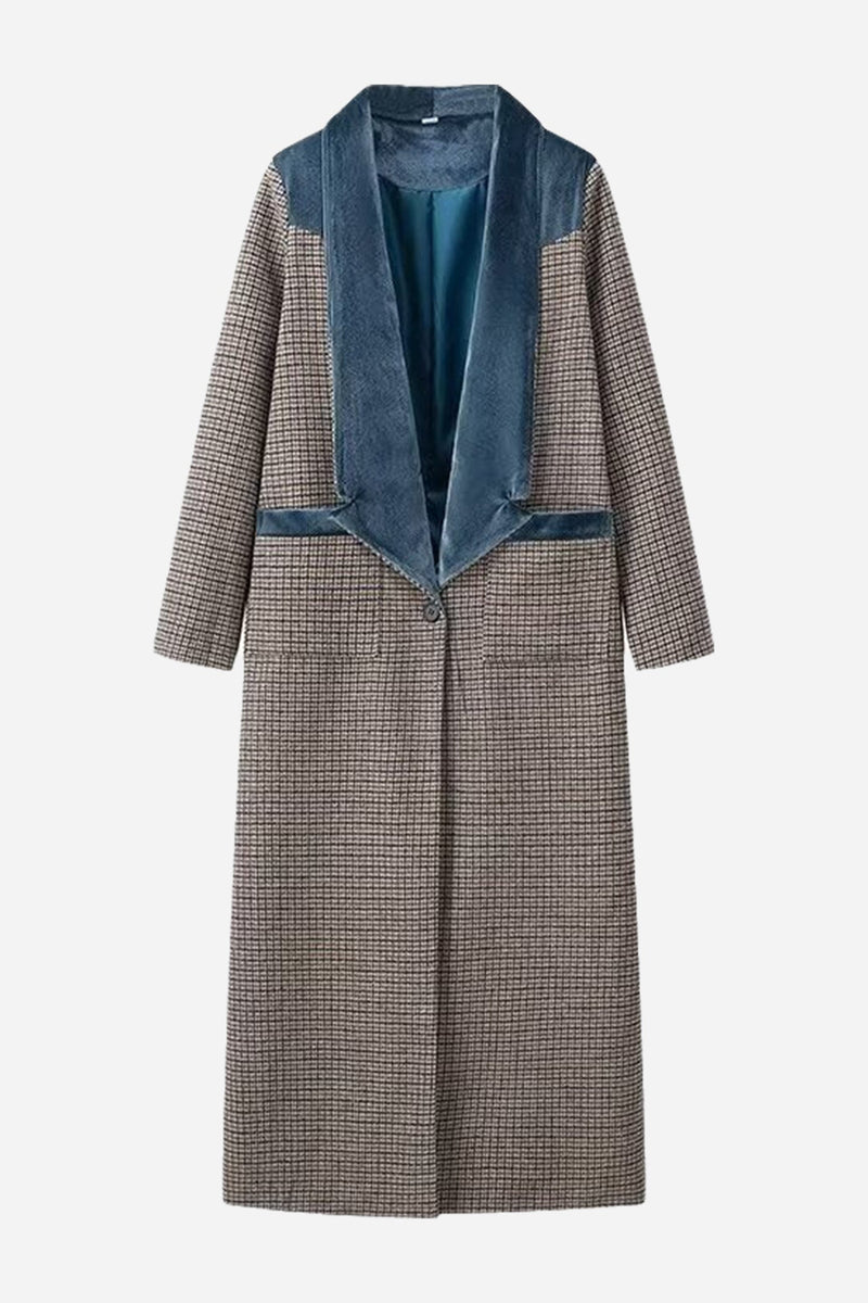 Elegantly Styled Coat for Everyday Wear