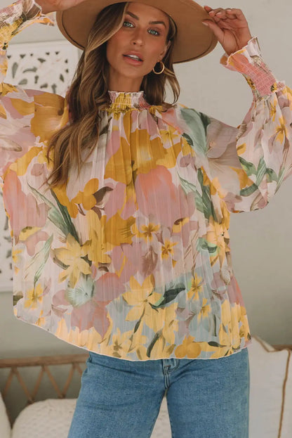Classic Vintage Blouse with a Flattering Fit