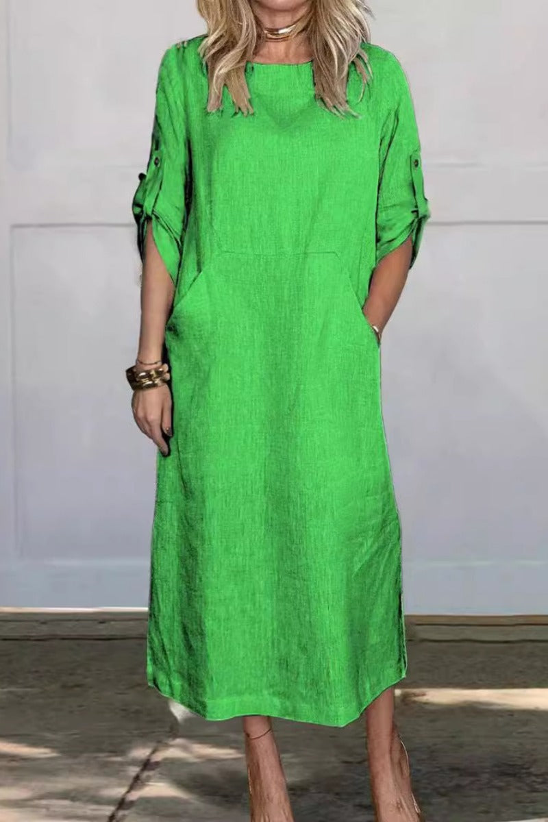 Gracefully Styled Dress for Any Occasion