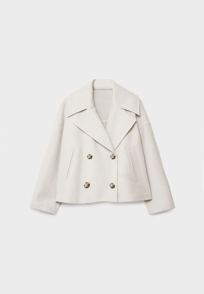 Beautifully Crafted Coat in a Classic Style