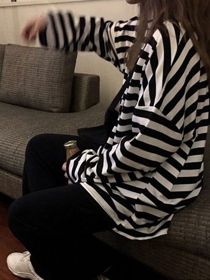 Classic Vintage T-Shirt with a Flattering Fit