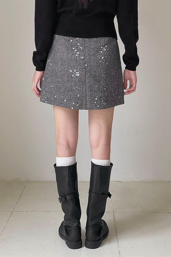 Well Tailored Garment with a Graceful Silhouette