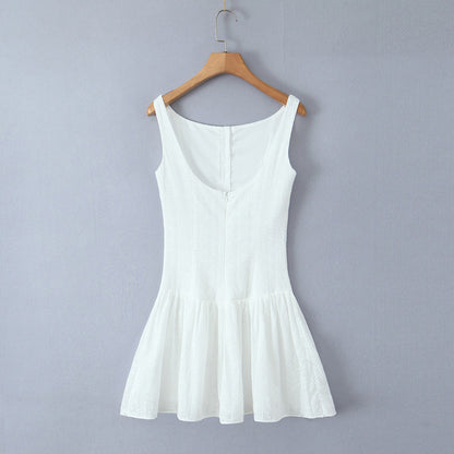 A Vintage Style Dress with Delicate Timeless Details