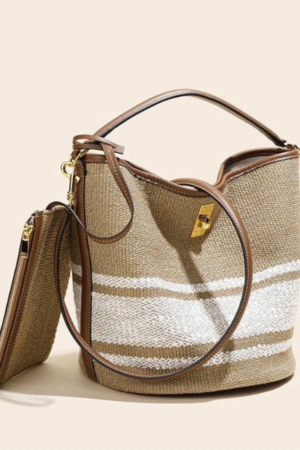 Well Tailored Bag with a Graceful Silhouette
