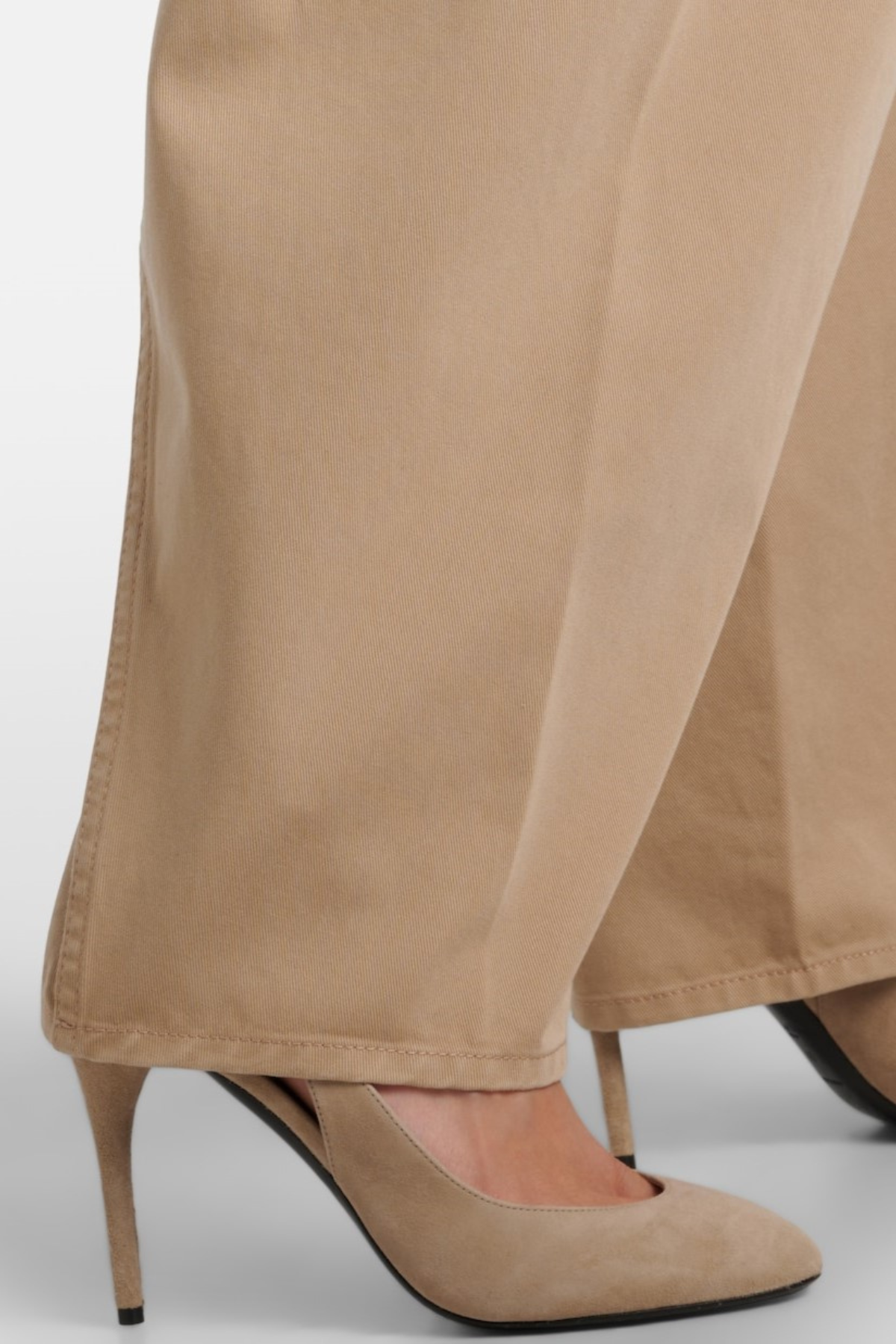 Polished Pants with an Effortless Classic Look