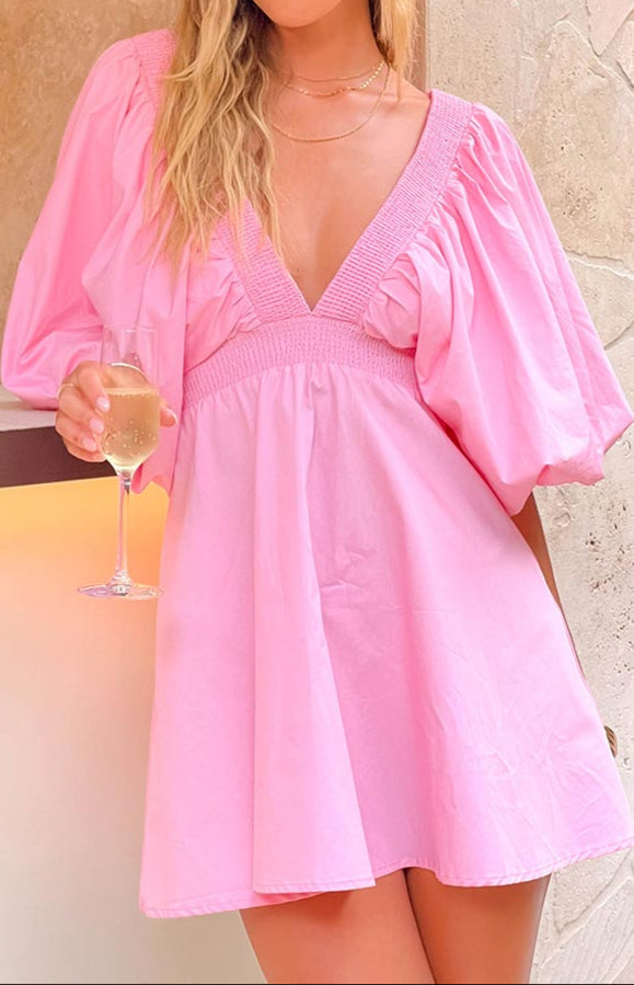 Polished Dress with an Effortless Classic Look