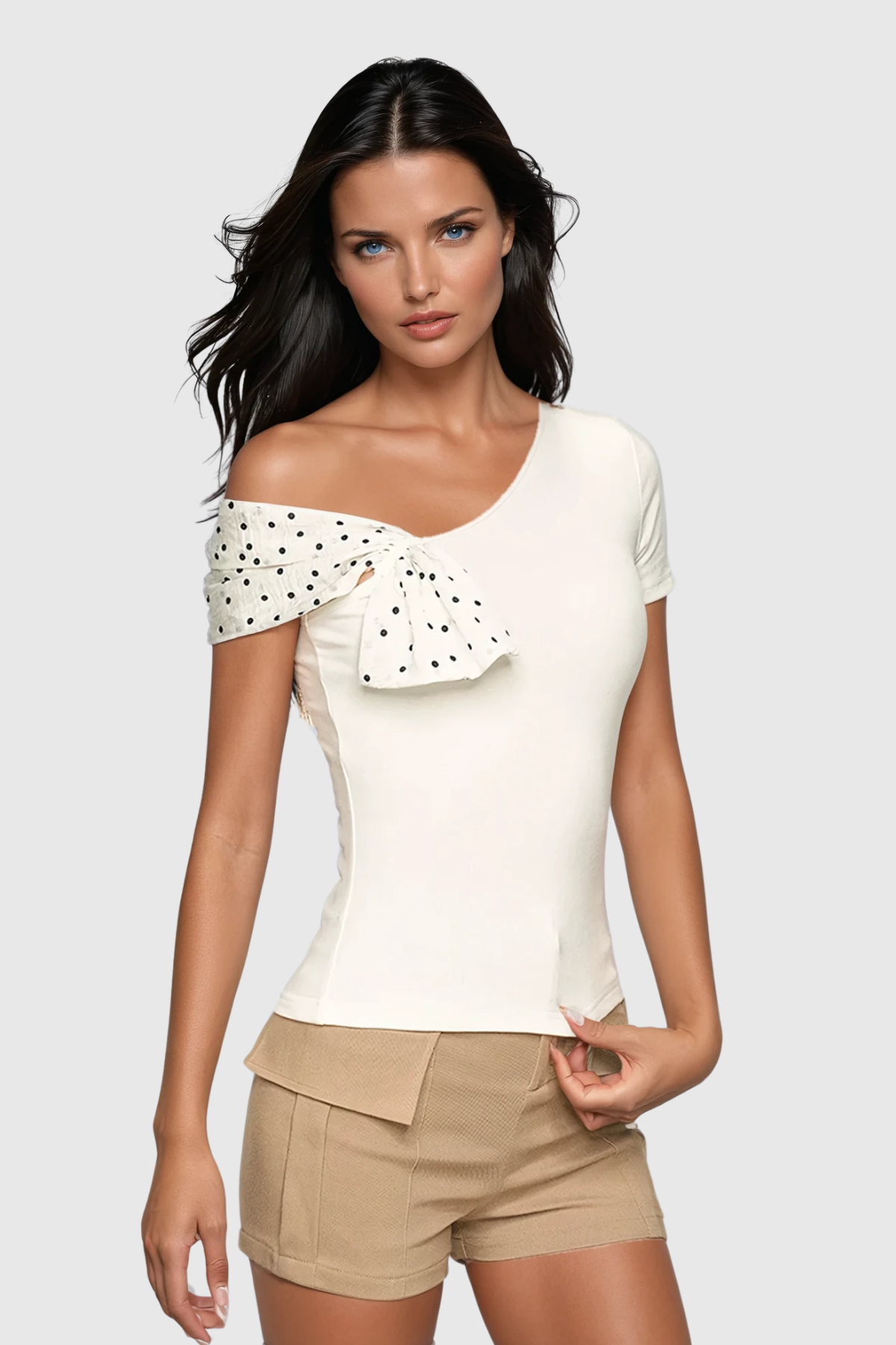 Effortlessly Elegant Top with a Timeless Design