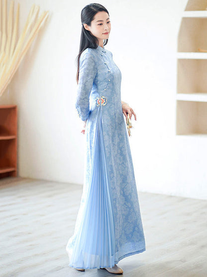 A Vintage Style Garment with Delicate Timeless Details