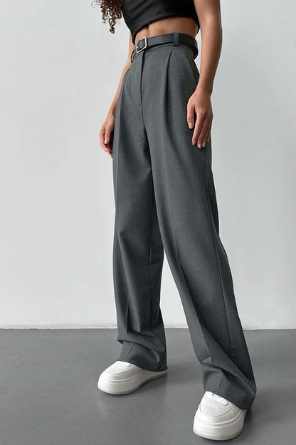 Beautifully Finished Pants in a Timeless Design