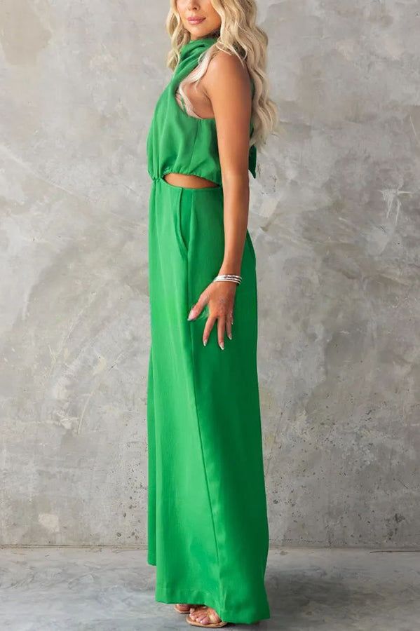 Sophisticated Garment with a Clean Classic Look