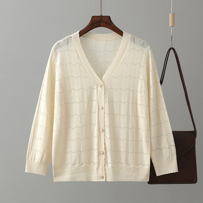 Effortlessly Elegant Cardigan with a Timeless Design