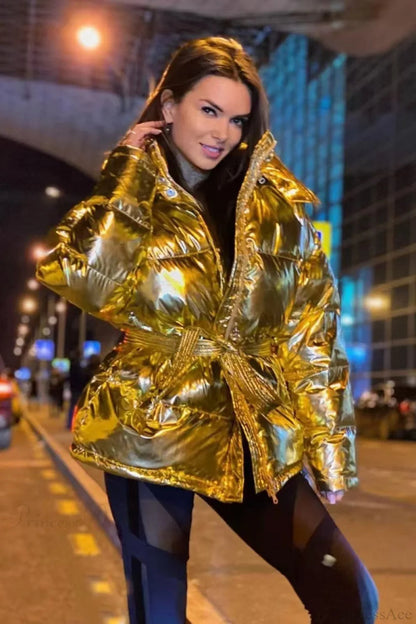 Effortlessly Elegant Coat with a Timeless Design
