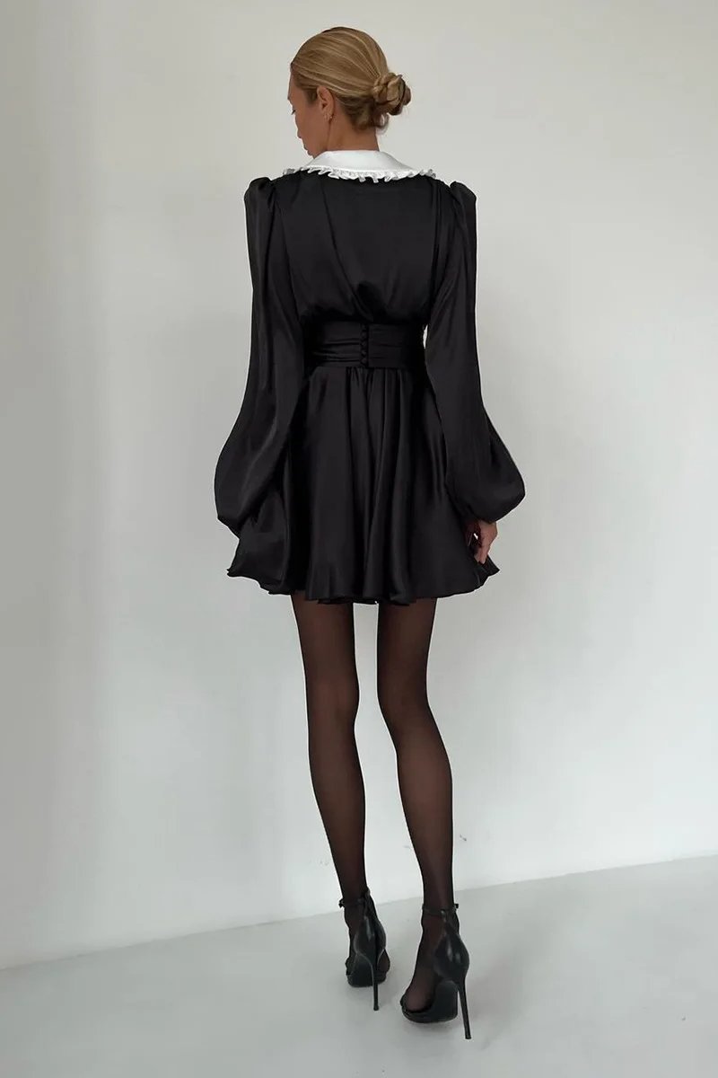 A Vintage Style Dress with Delicate Timeless Details