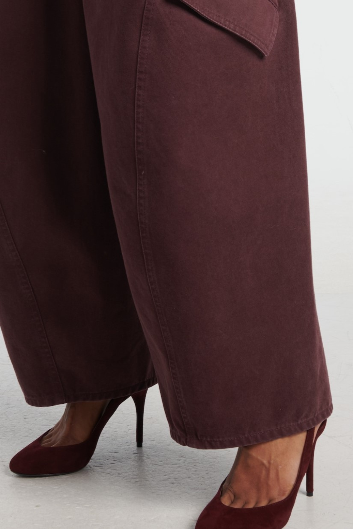 Gracefully Styled Pants for Any Occasion