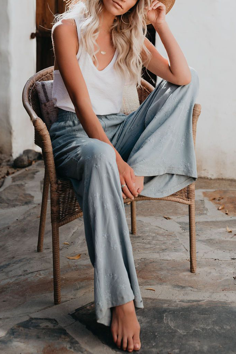 Well Tailored Garment with a Graceful Silhouette