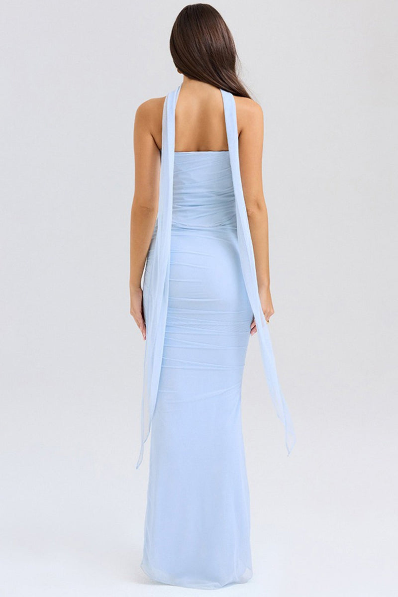 Beautifully Finished Garment in a Timeless Design