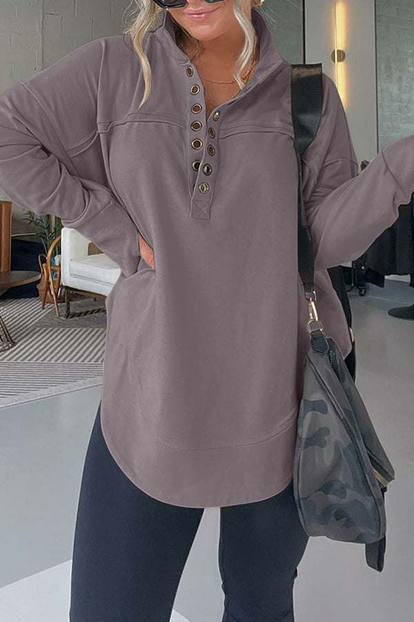 Classic Vintage Pullover with a Flattering Fit