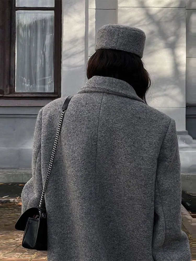 Classic Vintage & Enduringly Stylish Coat