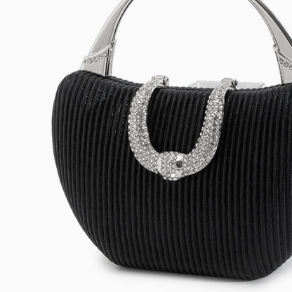 Beautifully Crafted Bag in a Classic Style