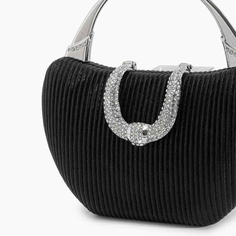 Beautifully Crafted Bag in a Classic Style