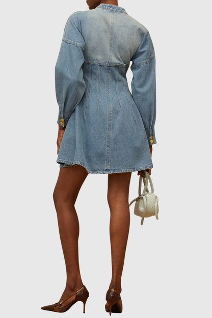 Sophisticated Dress with a Clean Classic Look