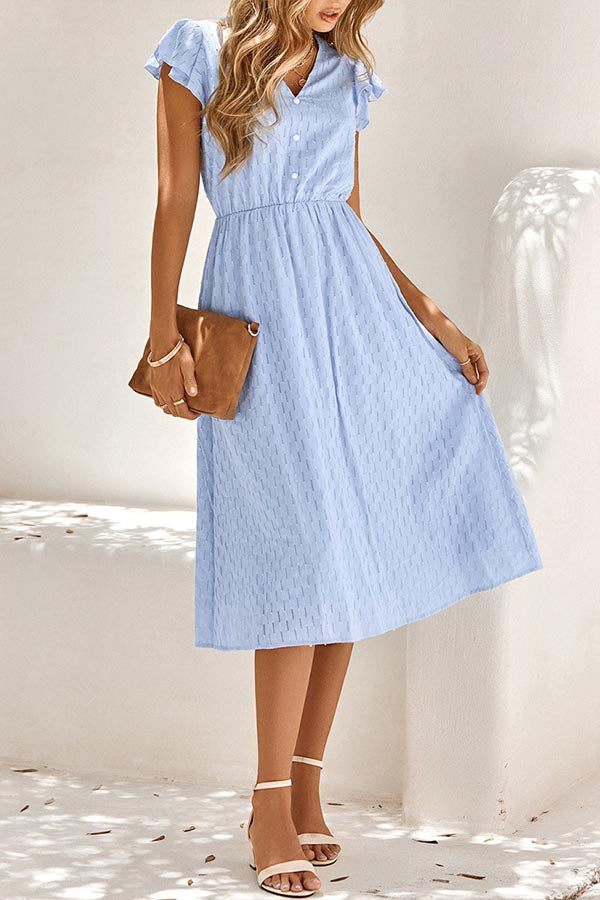Effortlessly Elegant Dress with a Timeless Design