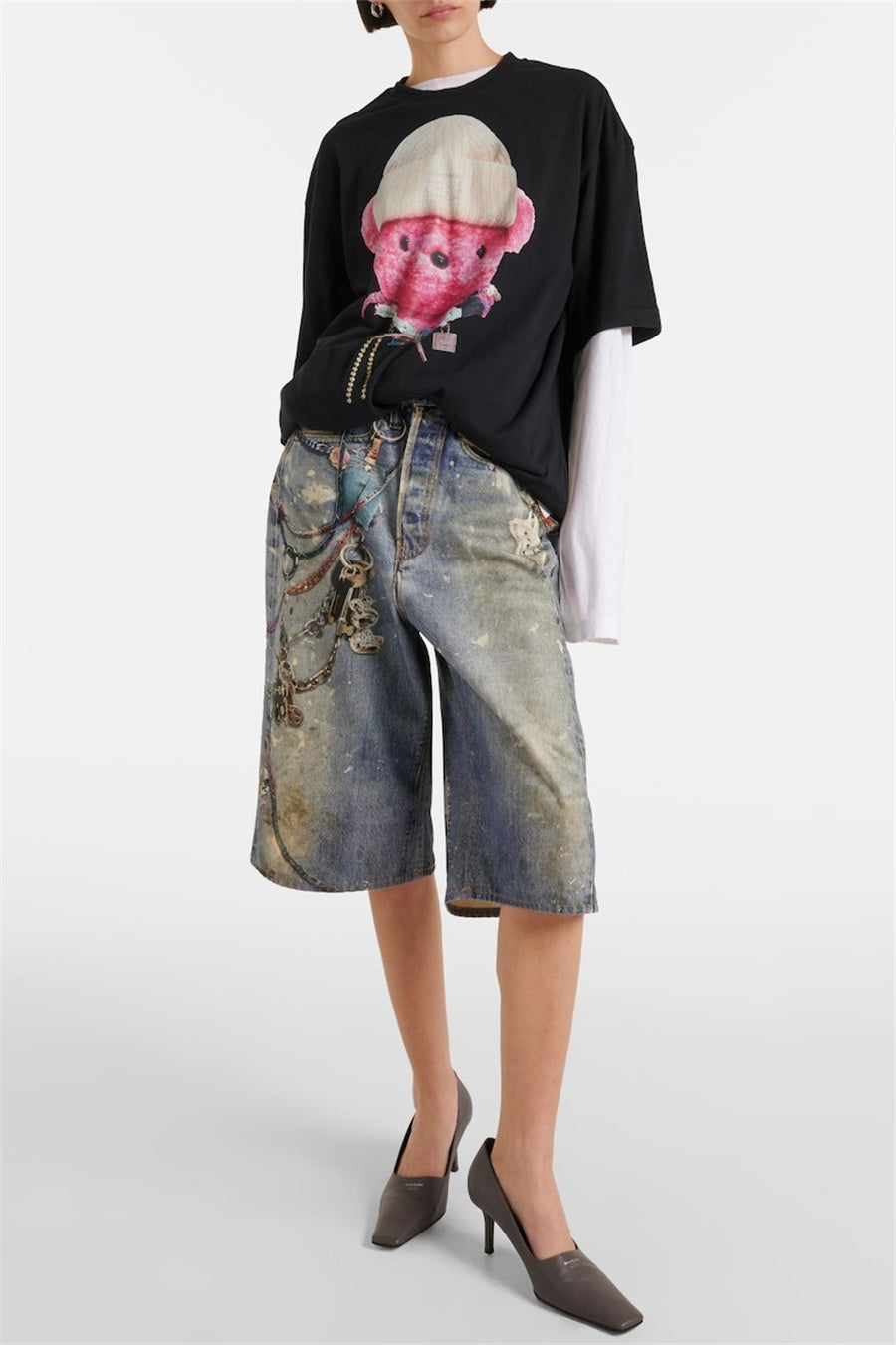 Sophisticated Garment with a Clean Classic Look