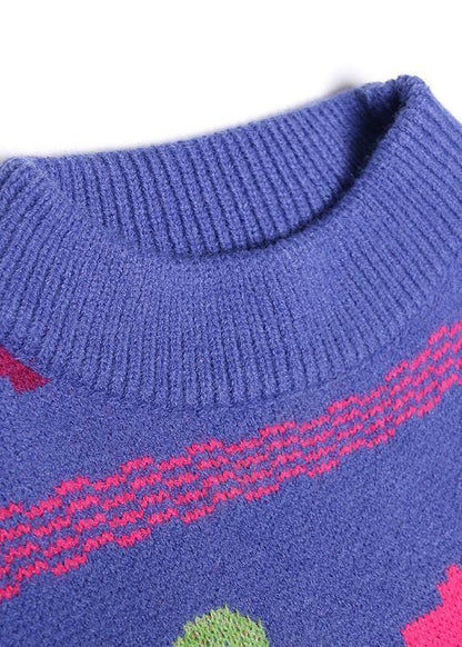 Classic Vintage Sweater with a Flattering Fit