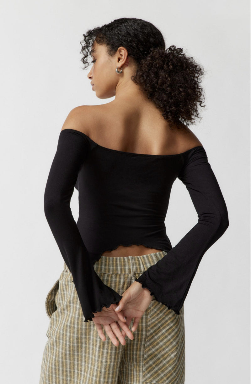 Classic Vintage Top with a Flattering Fit