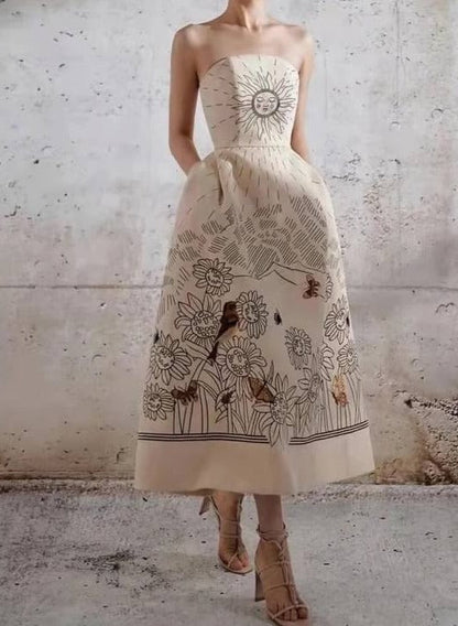 Effortlessly Elegant Dress with a Timeless Design