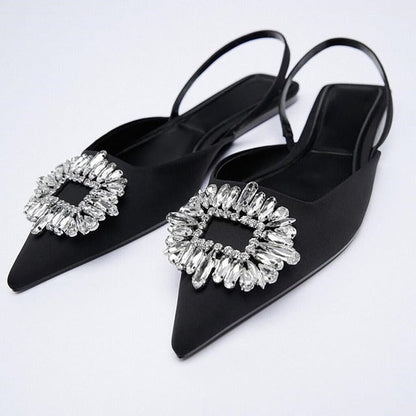Beautifully Finished Heels in a Timeless Design