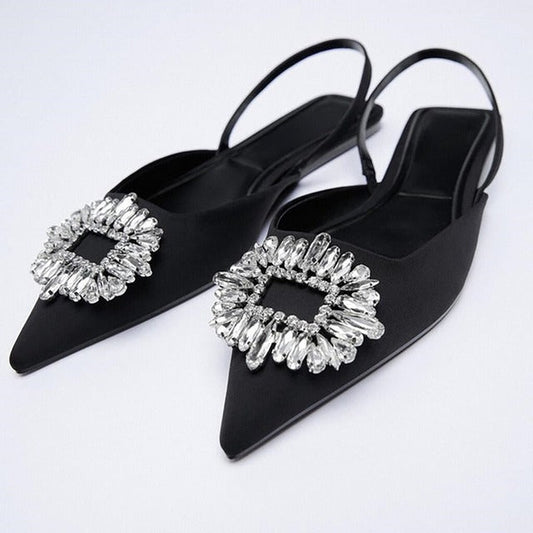 Beautifully Finished Heels in a Timeless Design