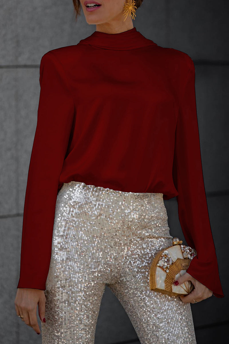 Well Tailored Blouse with a Graceful Silhouette