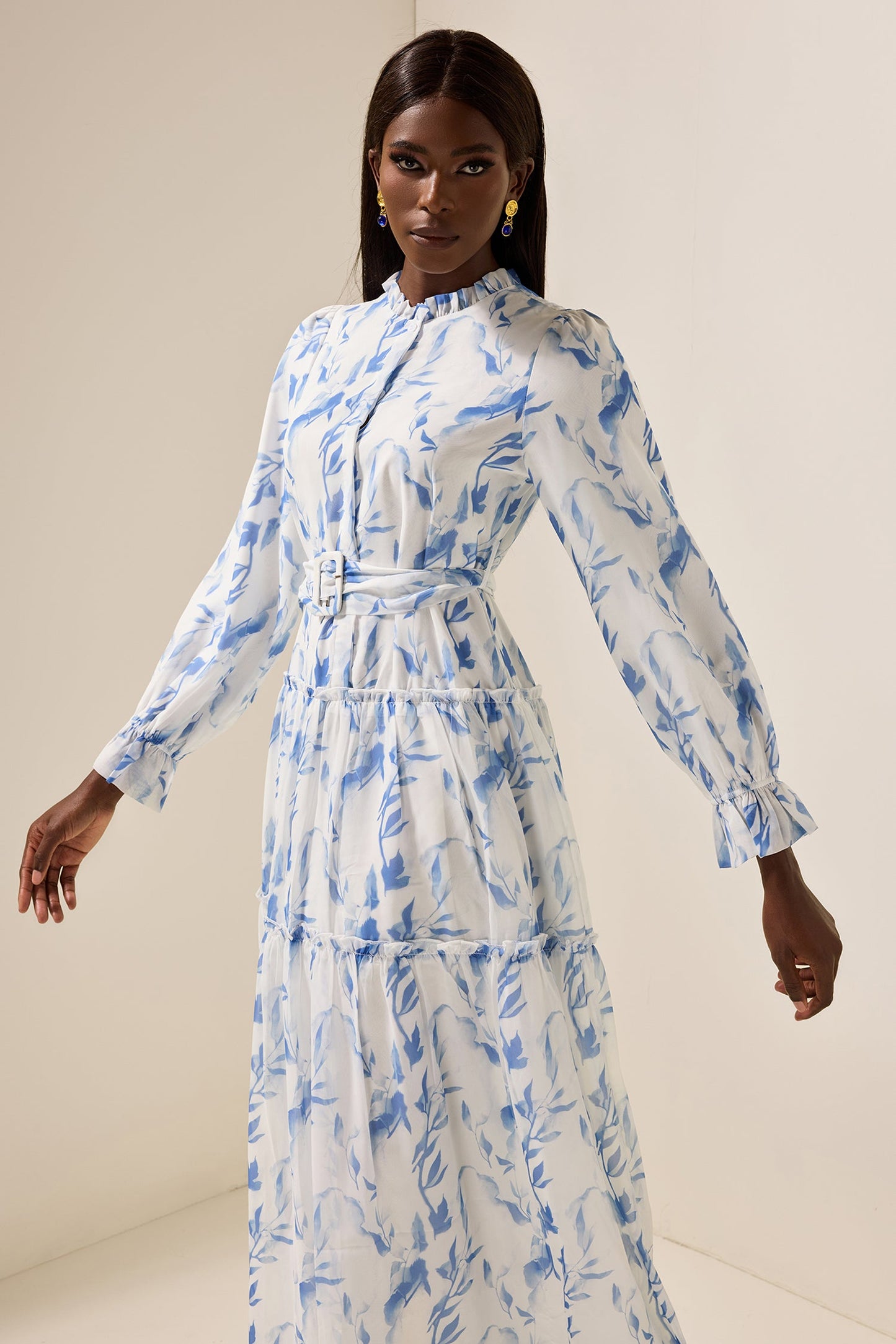Beautifully Crafted Dress in a Classic Style