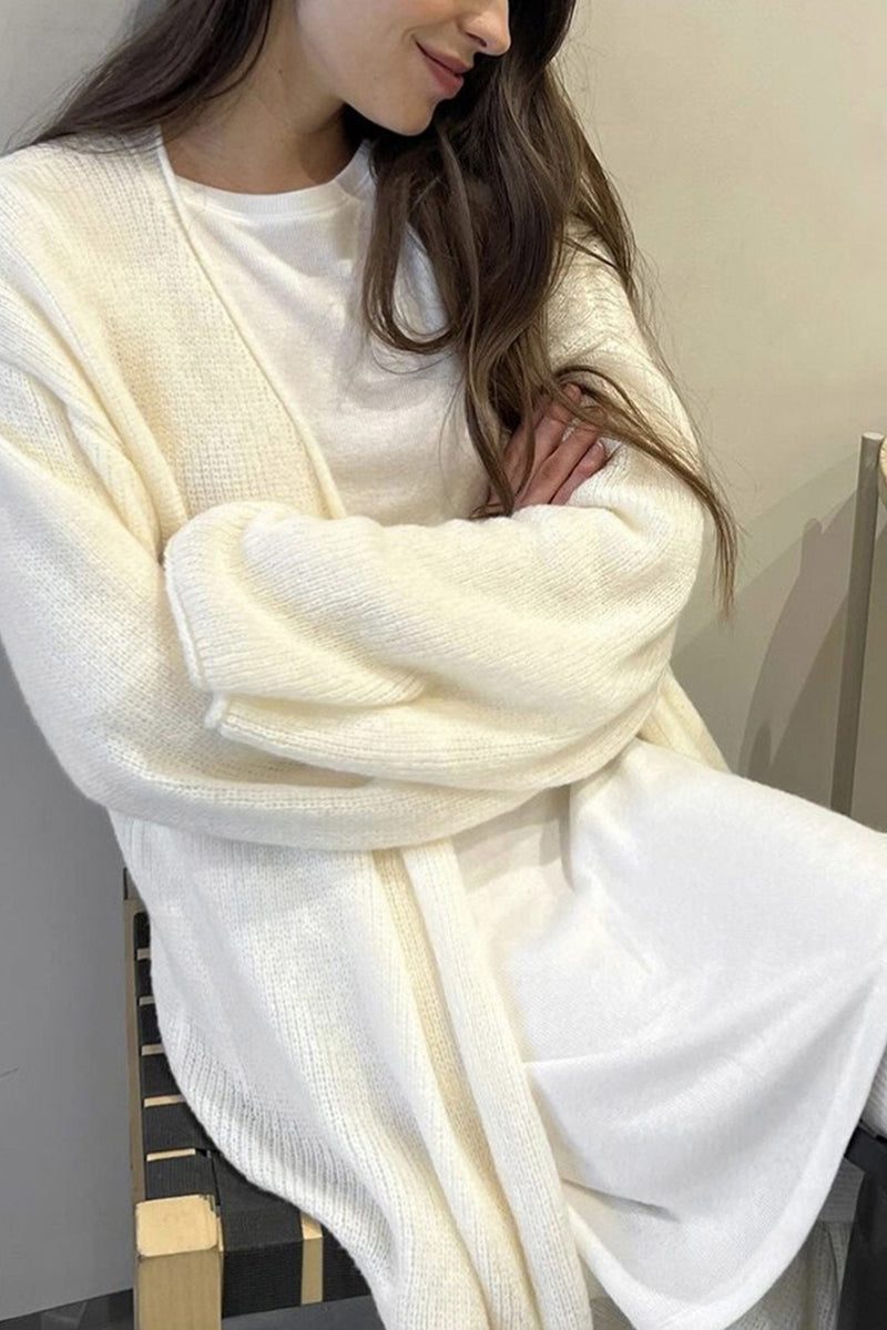 Classic Vintage Cardigan with a Flattering Fit