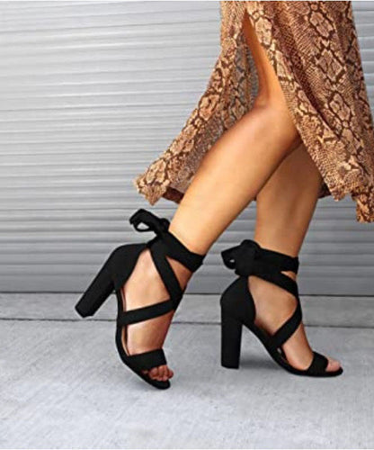Beautifully Finished Heels in a Timeless Design