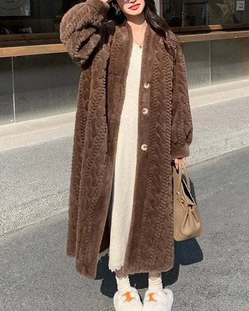 Gracefully Styled Coat for Any Occasion