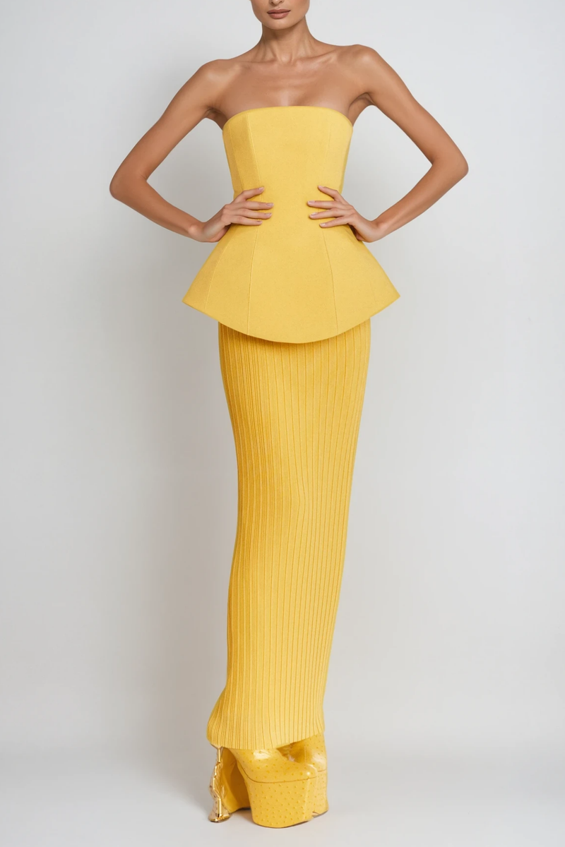 Well Tailored Garment with a Graceful Silhouette