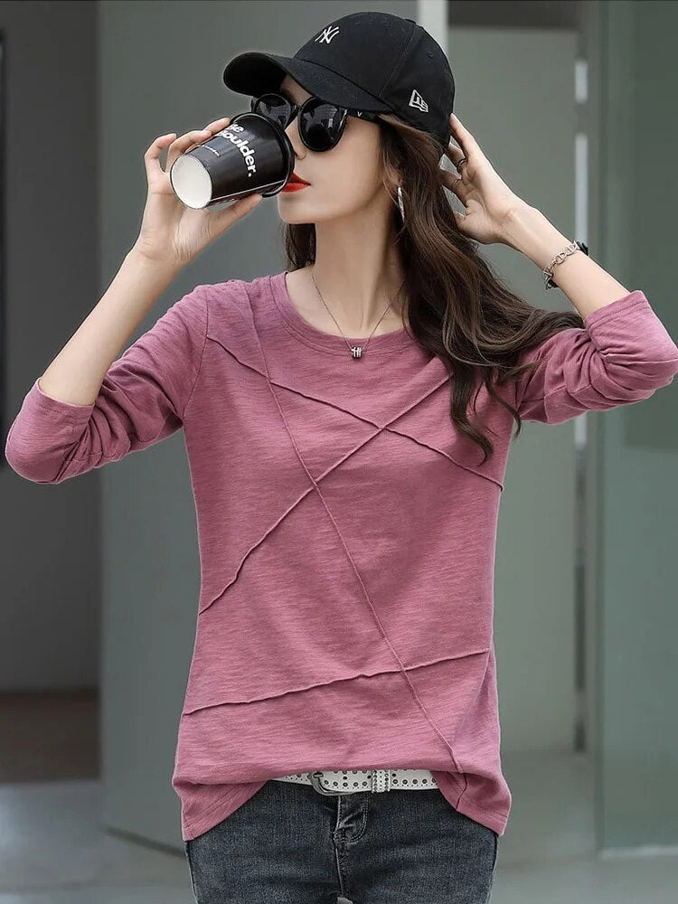 Beautifully Crafted T-Shirt in a Classic Style