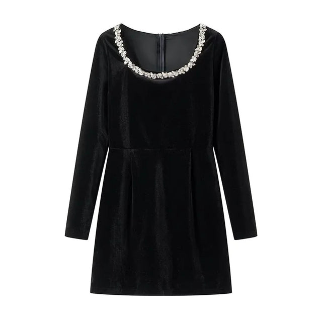 Classic Vintage Dress with a Flattering Fit
