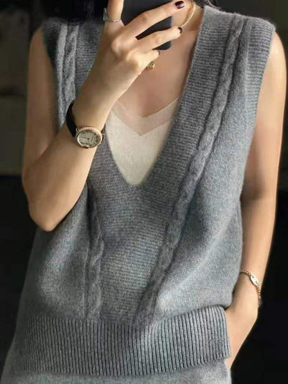 Classic Vintage Top with a Flattering Fit