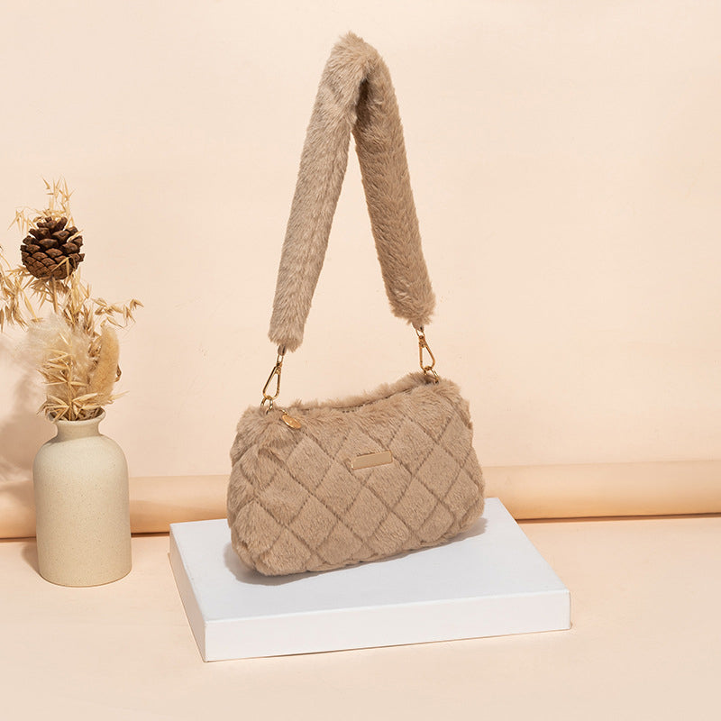 Classic Vintage Bag with a Flattering Fit