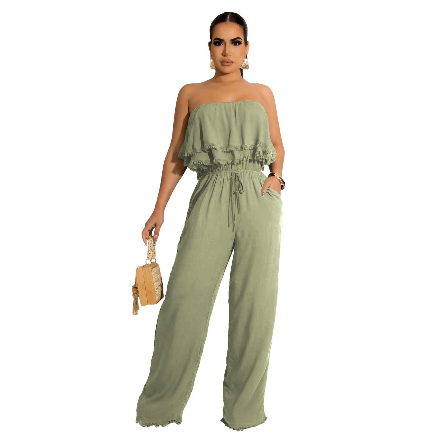 Well Tailored Garment with a Graceful Silhouette