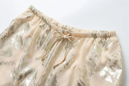 Well Tailored Pants with a Graceful Silhouette
